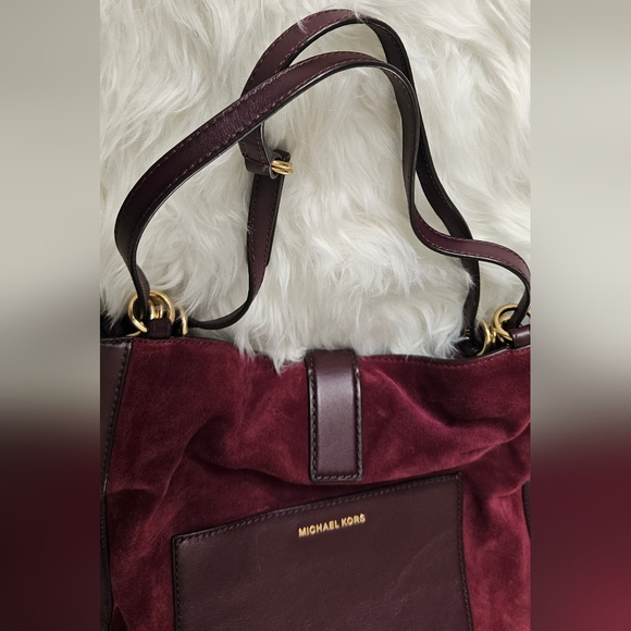 Michael Kors Quincy Large Suede and Leather Shoulder Tote - Maroon - Picture 11 of 16